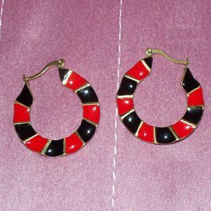 Earrings Red and Black pierced